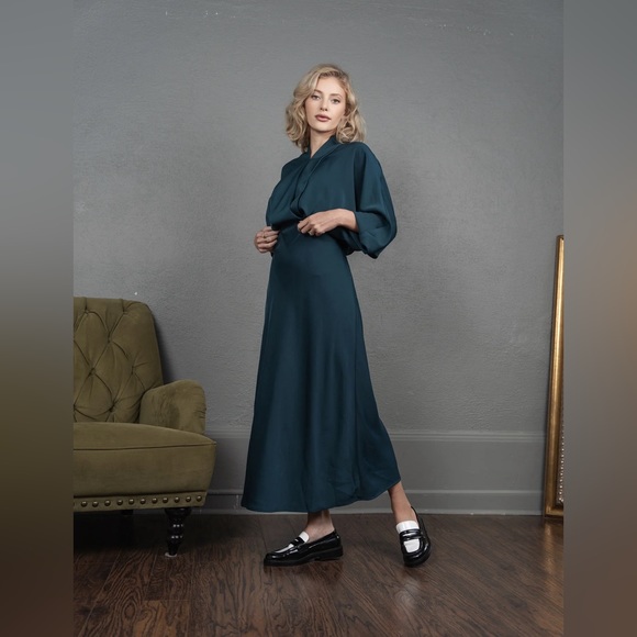 ONE FINE DAY
Ofd Funnel Collar Dress - Picture 4 of 7